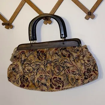 Alluring women-bag- (10)-1910735-33522.webp